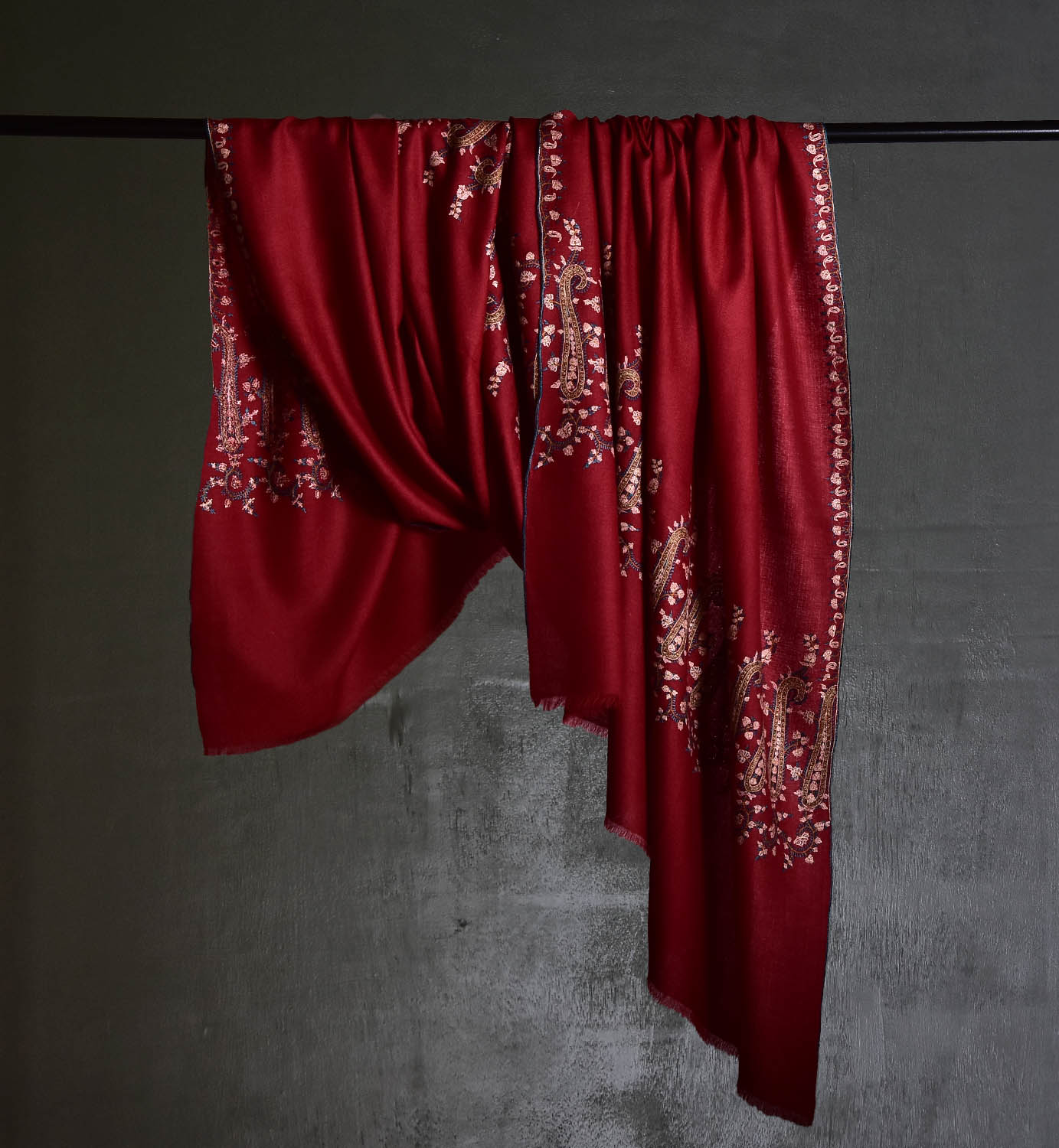Maroon Pashmina Shawl with Contrasting Paisley Embroidery - Image 3