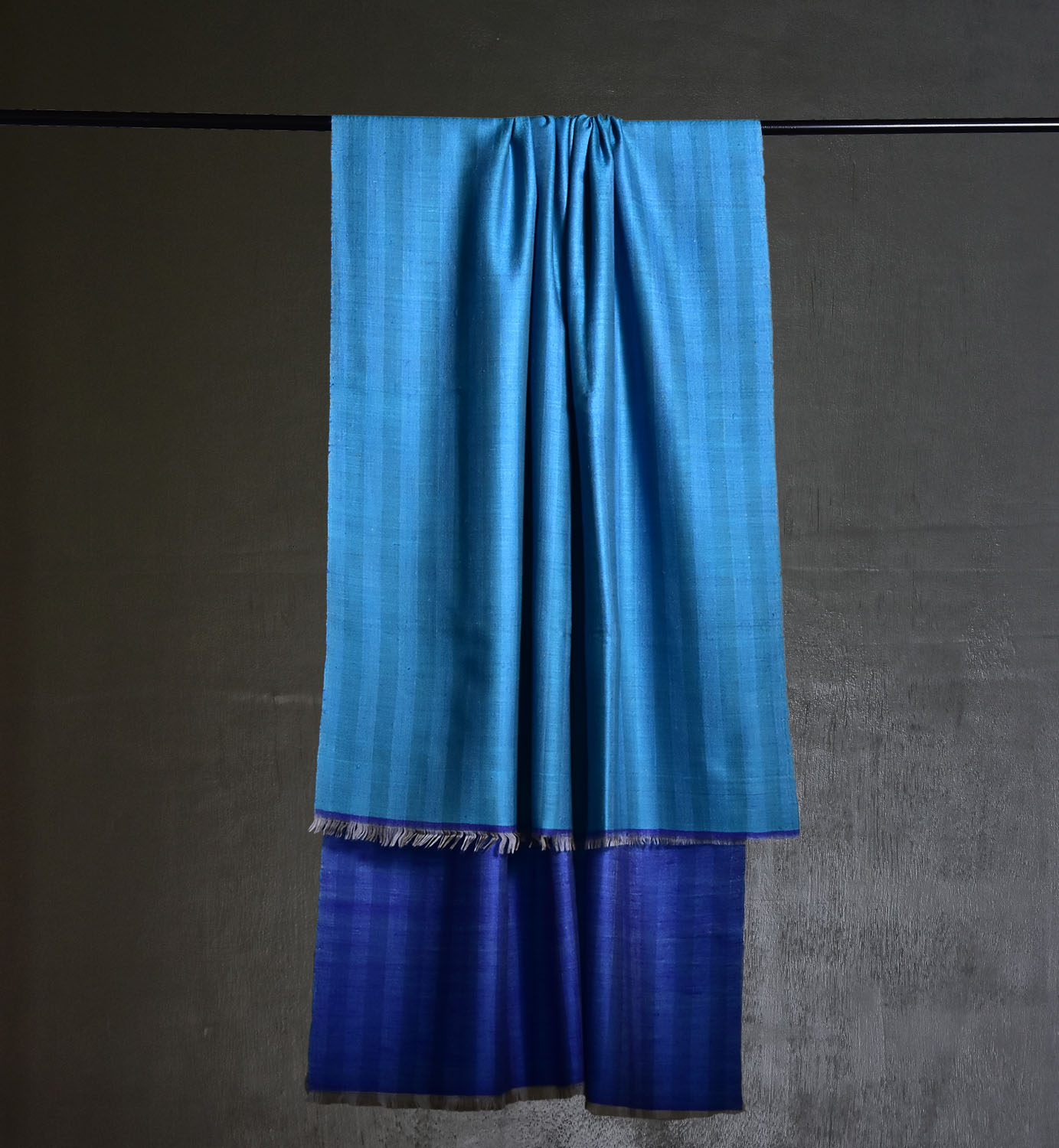 Reversible Pashmina Shawl in Blue - Image 2
