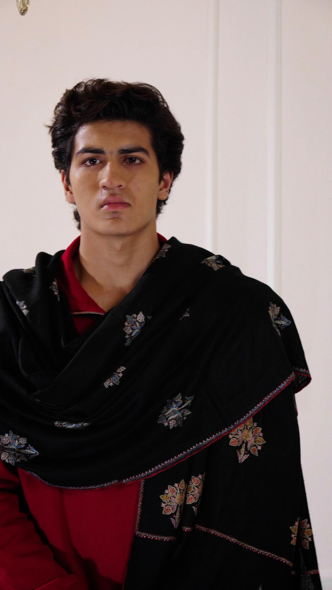 Pashmina Shawl Black - Image 3