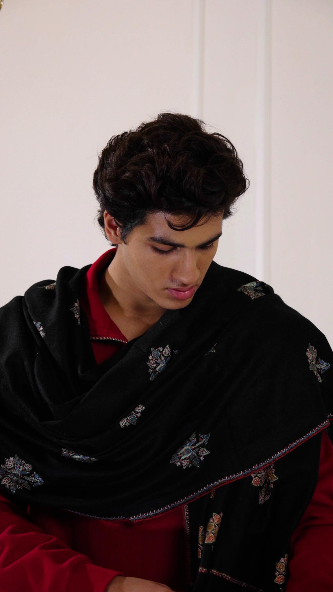 Pashmina Shawl Black - Image 2