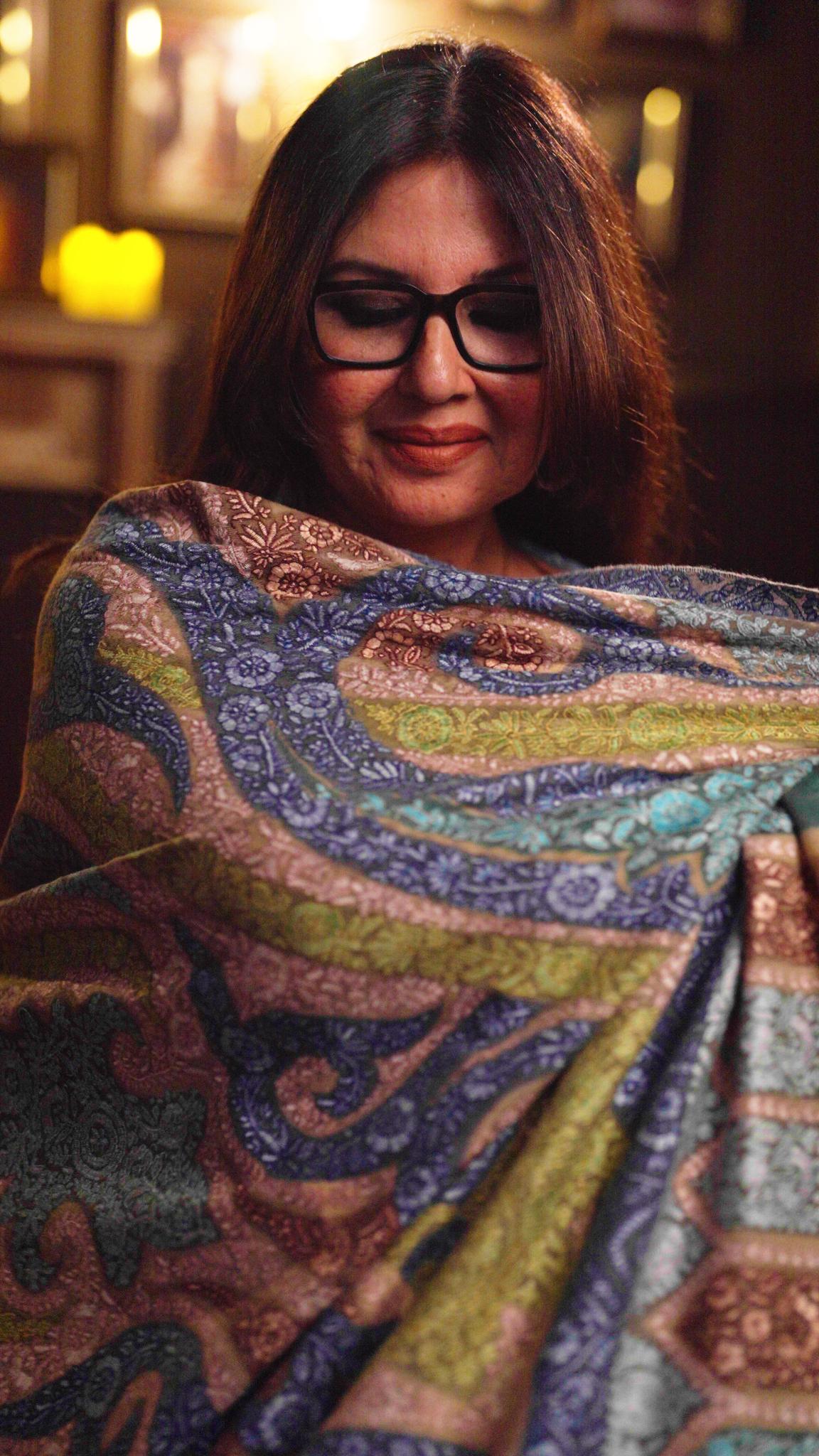 Lightfall - Handwoven Pashmina Shawl - Image 4